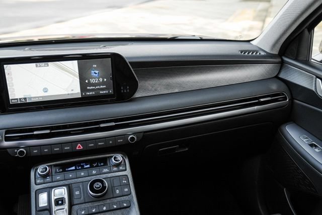 Used 2023 Hyundai Palisade Limited FWD image 26