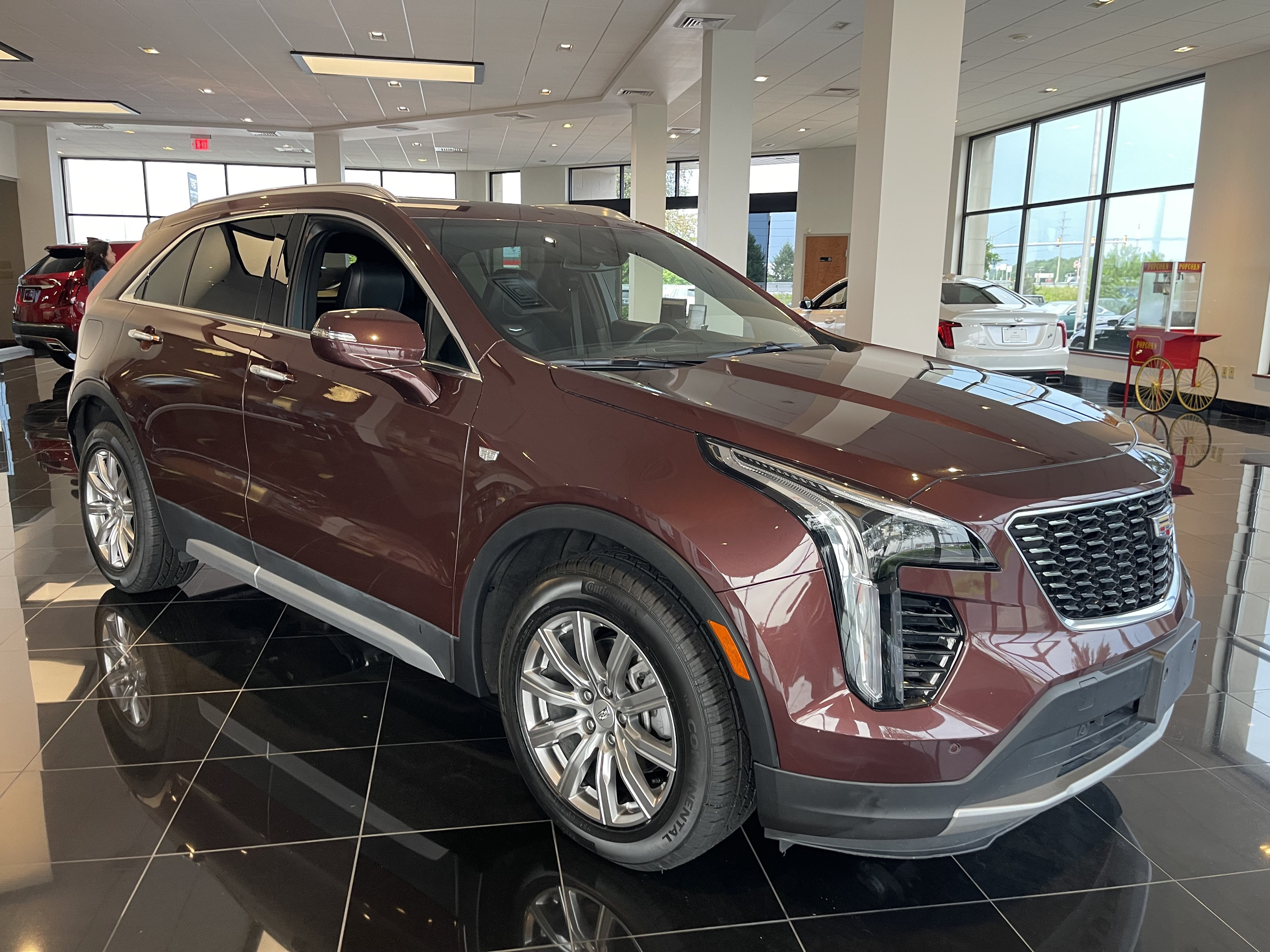Certified 2023 Cadillac XT4 Premium Luxury AWD/4WD image 8