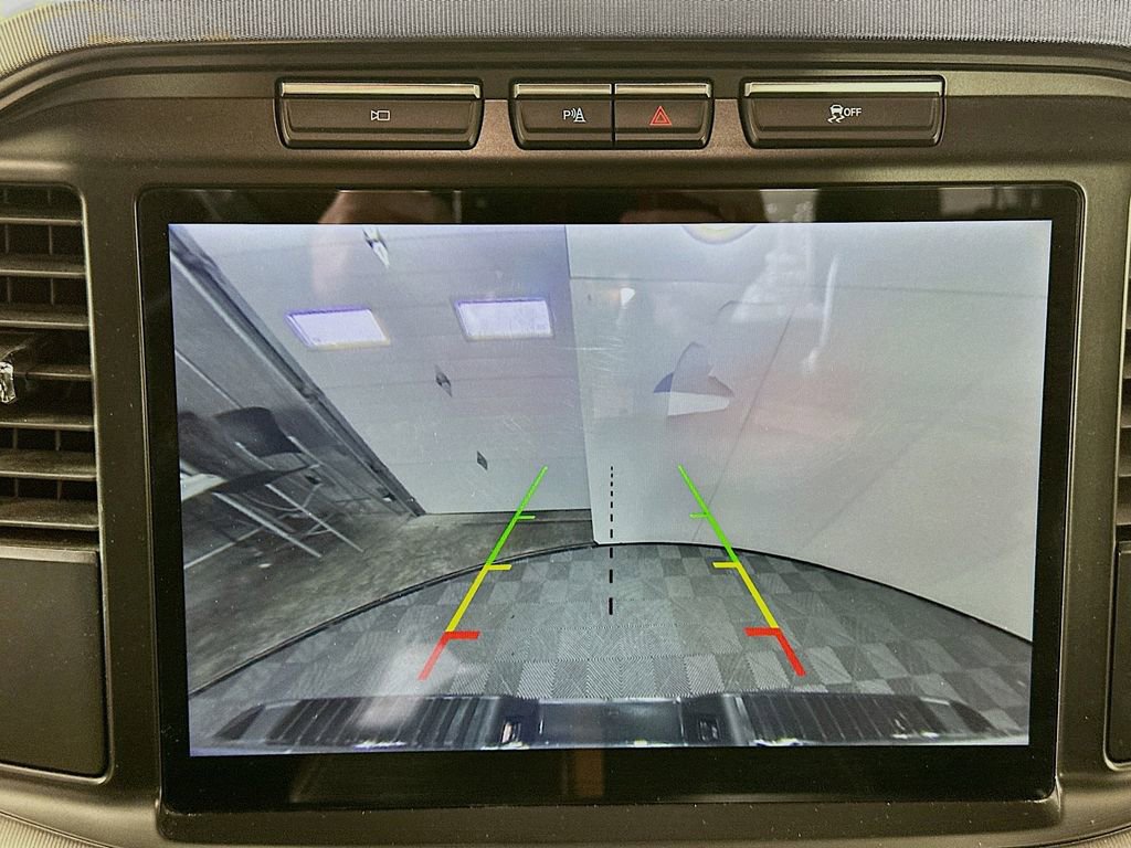 Used 2023 Ford F150 Platinum image 14