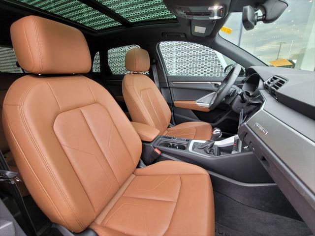 Certified 2023 Audi Q3 2.0T Premium w/ Convenience Package AWD/4WD image 23