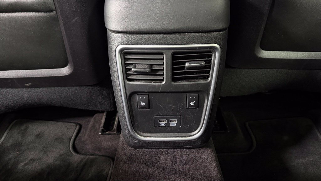 Used 2018 Dodge Charger GT AWD/4WD image 28