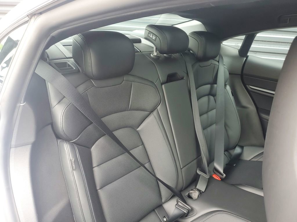 Certified 2025 Porsche Taycan 4S image 21
