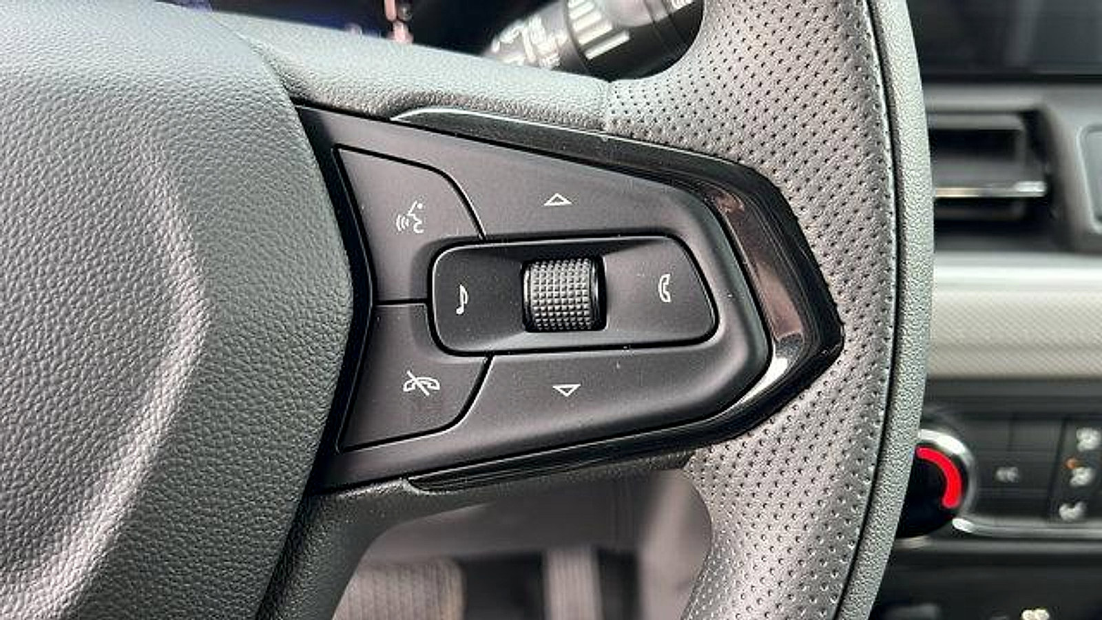 New 2026 Chevrolet TrailBlazer LS w/ LS Convenience Package image 24