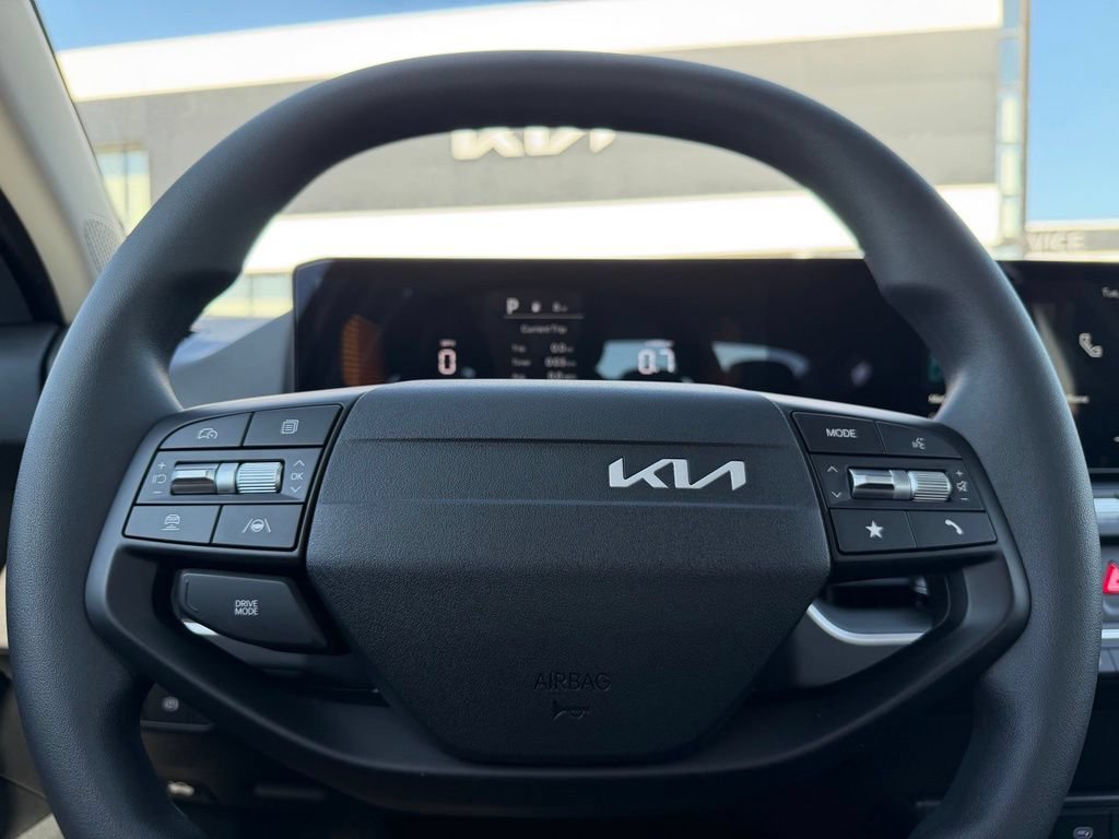 New 2026 Kia K4 FWD image 11