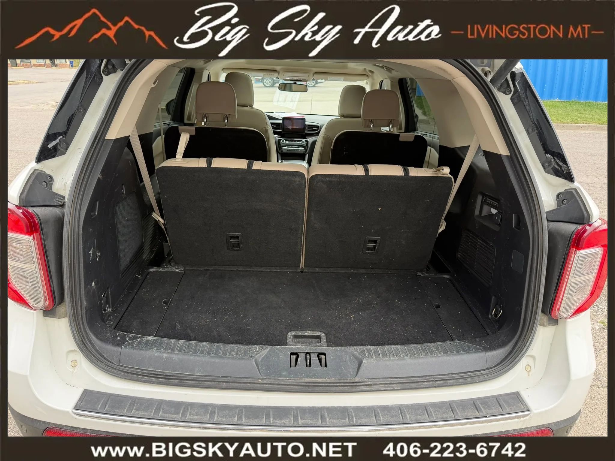 Used 2021 Ford Explorer Limited w/ Equipment Group 301A AWD/4WD image 23