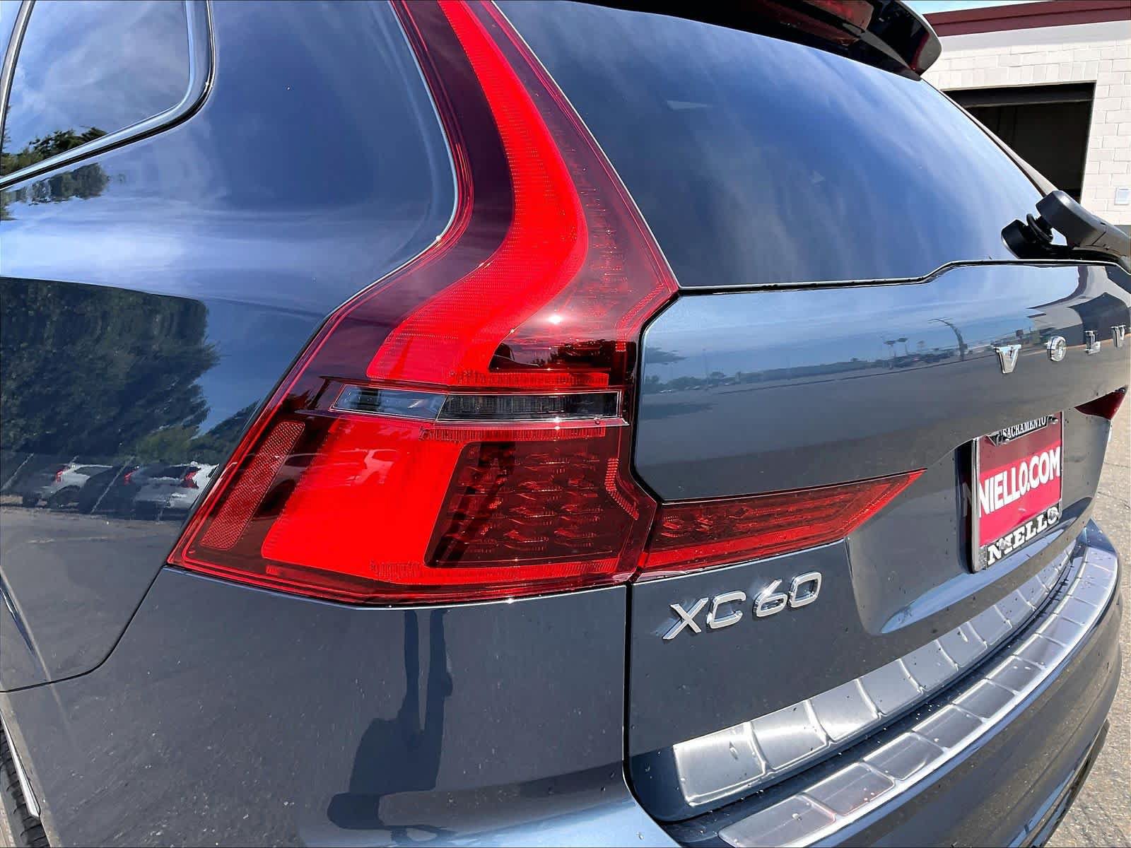 New 2026 Volvo XC60 T8 Ultra w/ Climate Package AWD/4WD image 25