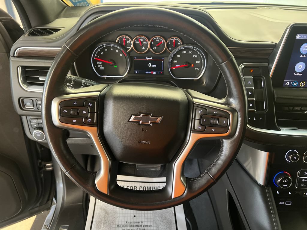 Used 2021 Chevrolet Tahoe Z71 w/ Luxury Package AWD/4WD image 22