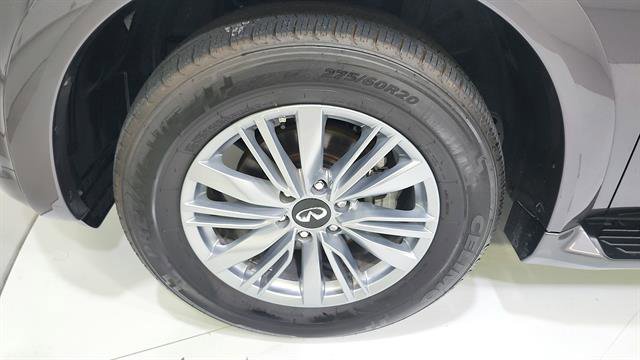 Used 2024 INFINITI QX80 Luxe RWD image 38