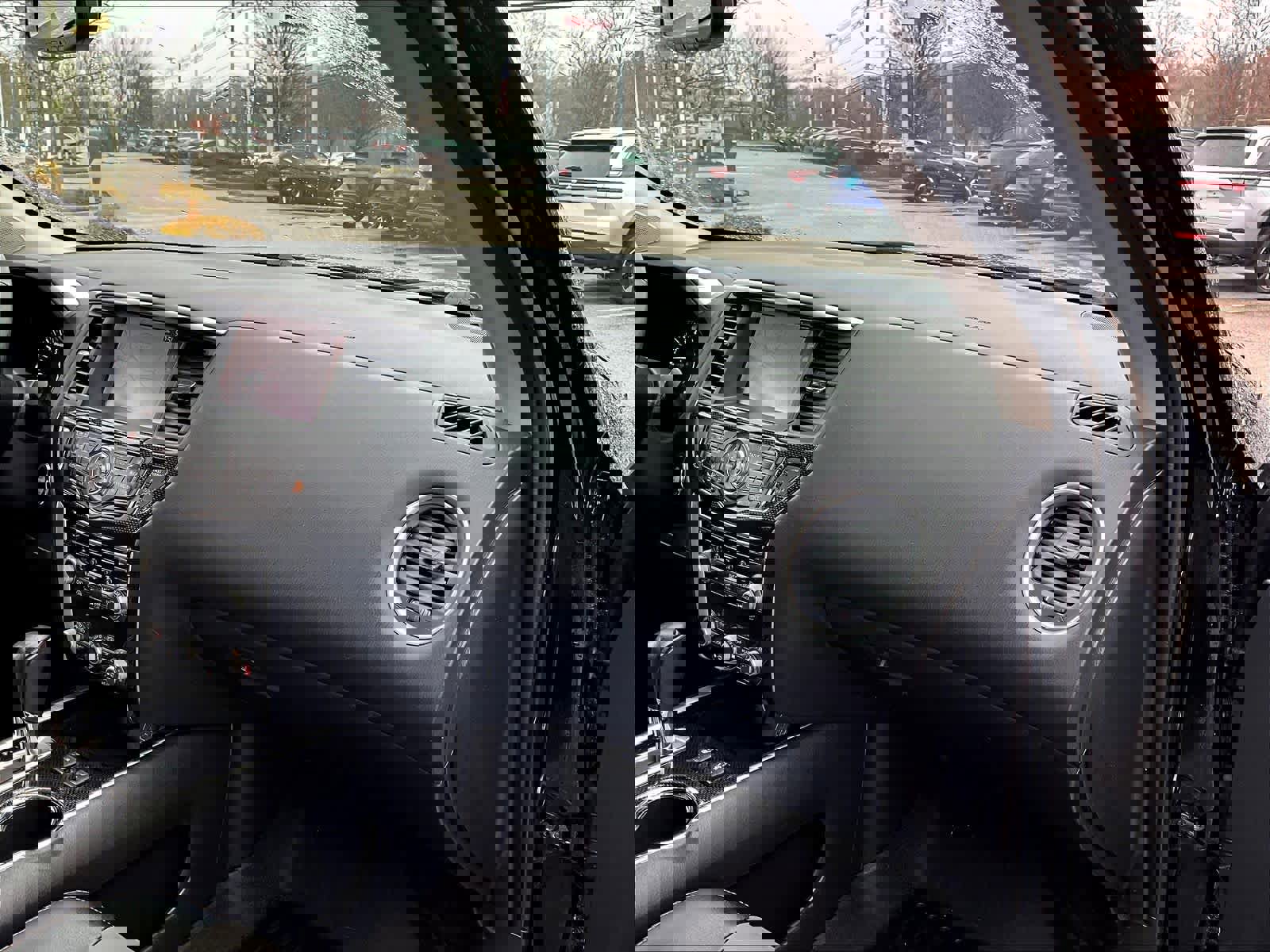 Used 2020 Nissan Pathfinder SL image 13