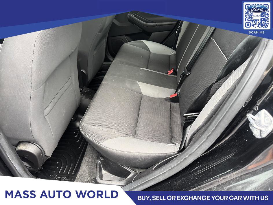 Used 2014 Ford Focus SE FWD image 6