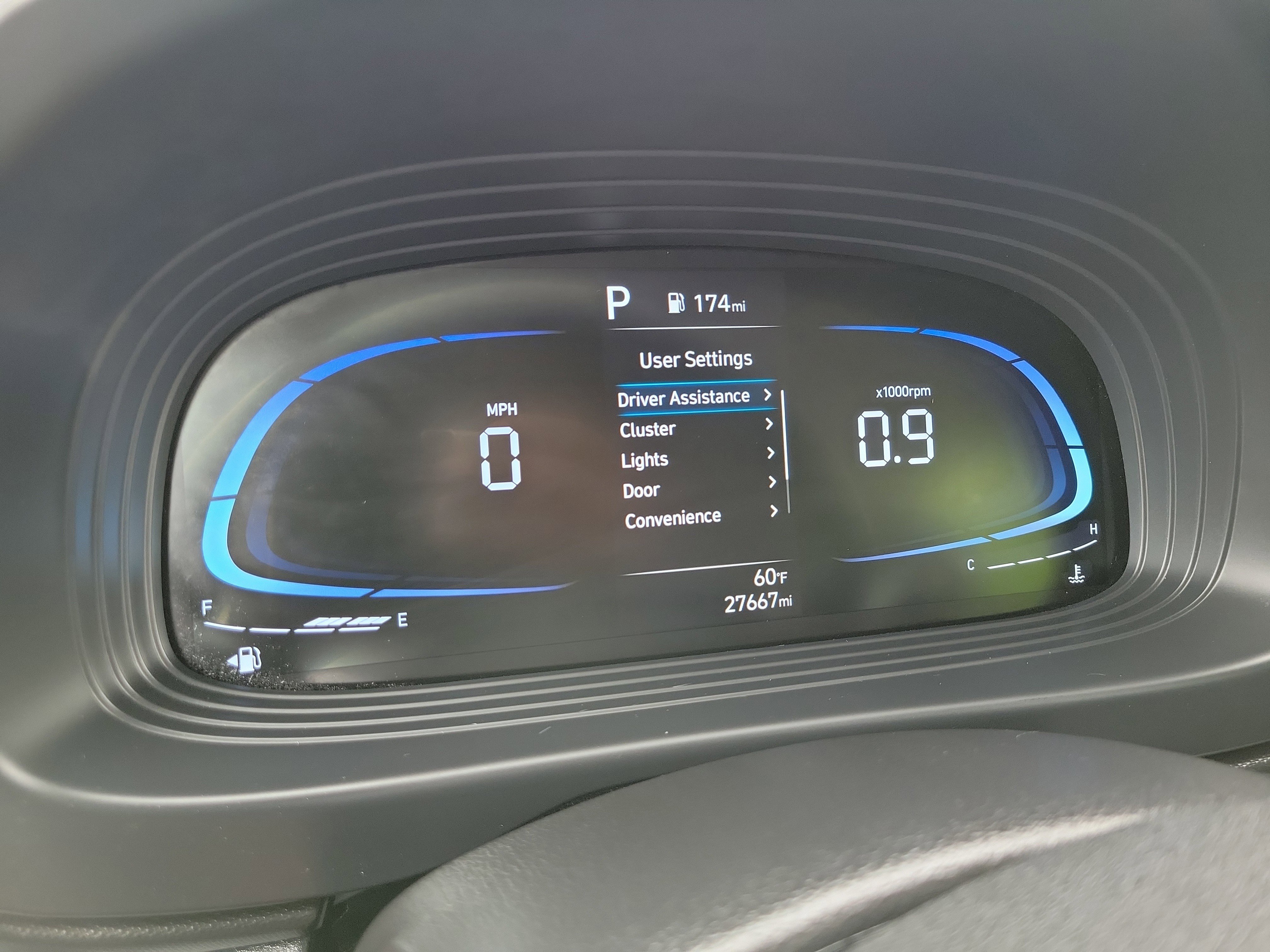 Used 2025 Hyundai Venue SEL FWD image 25