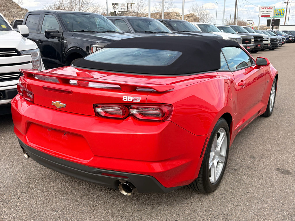Used 2023 Chevrolet Camaro LT RWD image 5