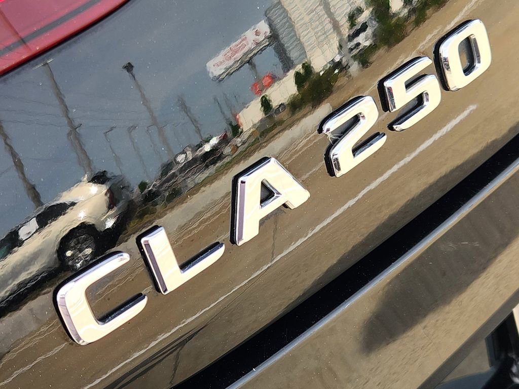 Used 2022 Mercedes-Benz CLA 250 image 12