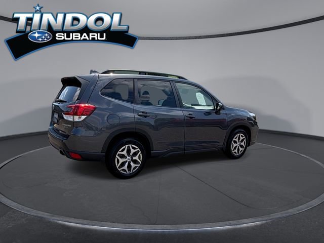 Used 2020 Subaru Forester Premium AWD/4WD image 9