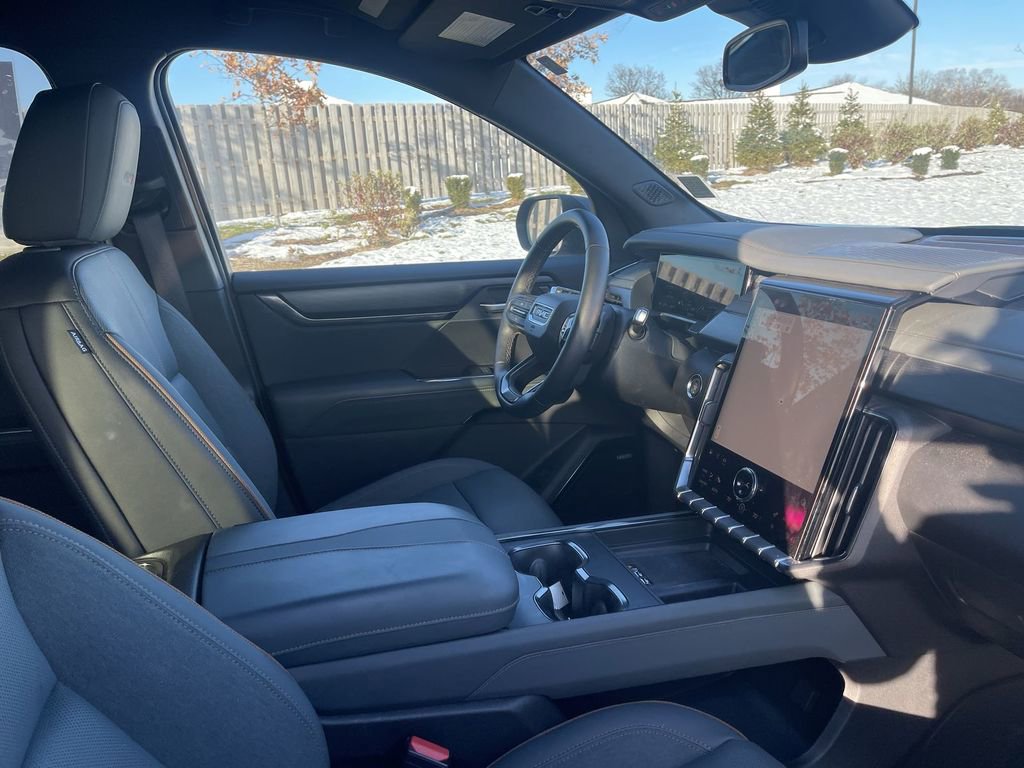 Used 2024 GMC Acadia AT4 w/ LPO, Floor Liner Package image 41