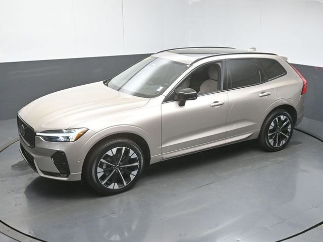 Used 2026 Volvo XC60 B5 Plus w/ Protection Package Premier image 45