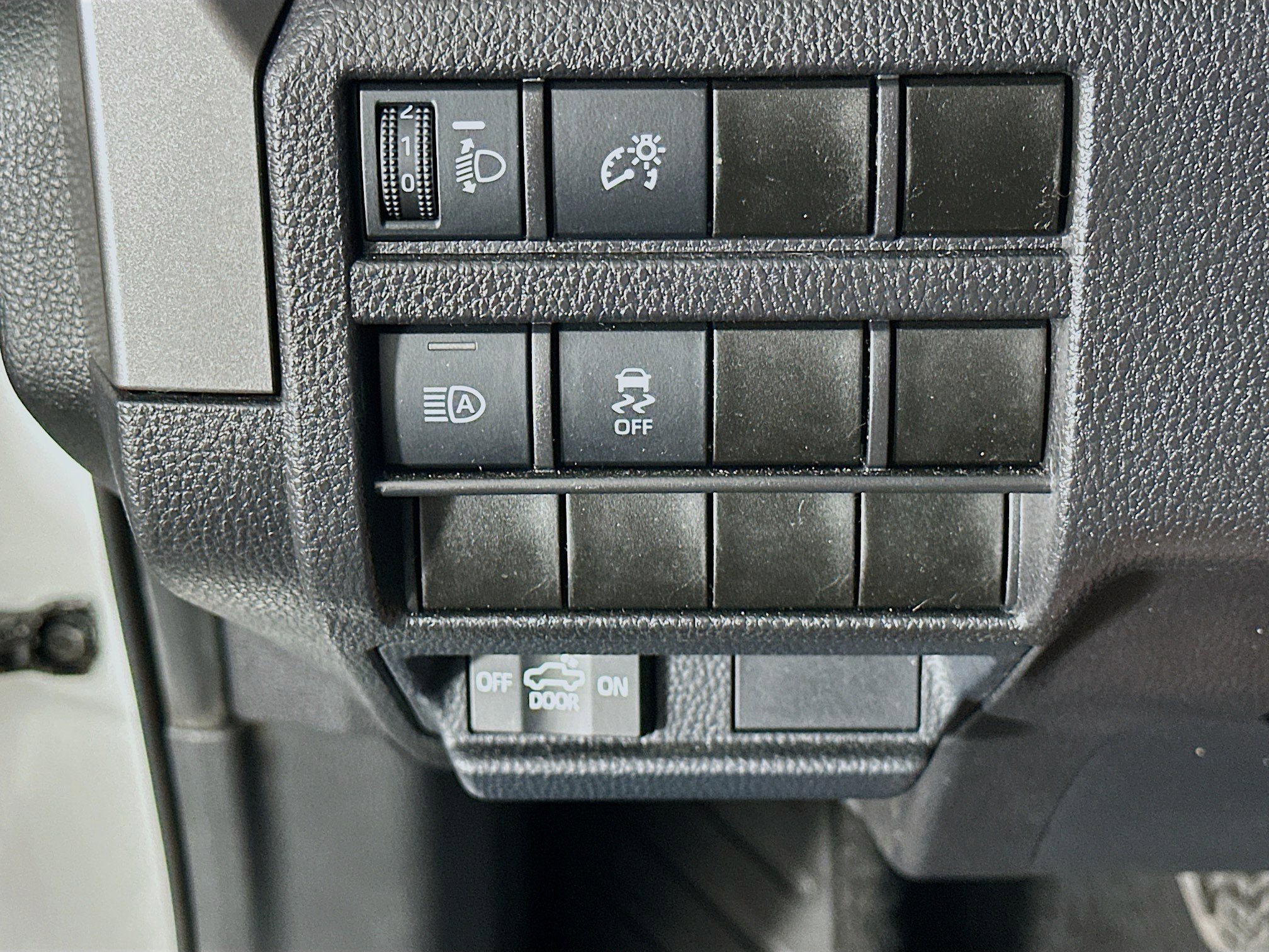 Used 2024 Toyota Tacoma SR5 RWD image 17