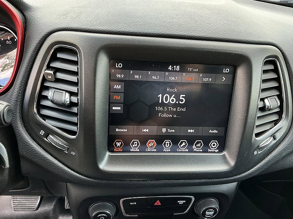 Used 2018 Jeep Compass Trailhawk w/ Cold Weather Group image 16