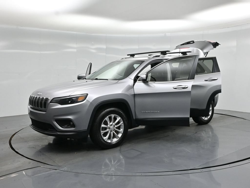 Used 2019 Jeep Cherokee Latitude AWD/4WD image 25