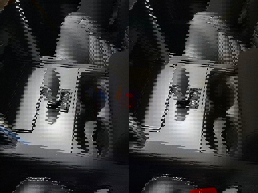 New 2024 Land Rover Discovery Sport Dynamic SE image 20