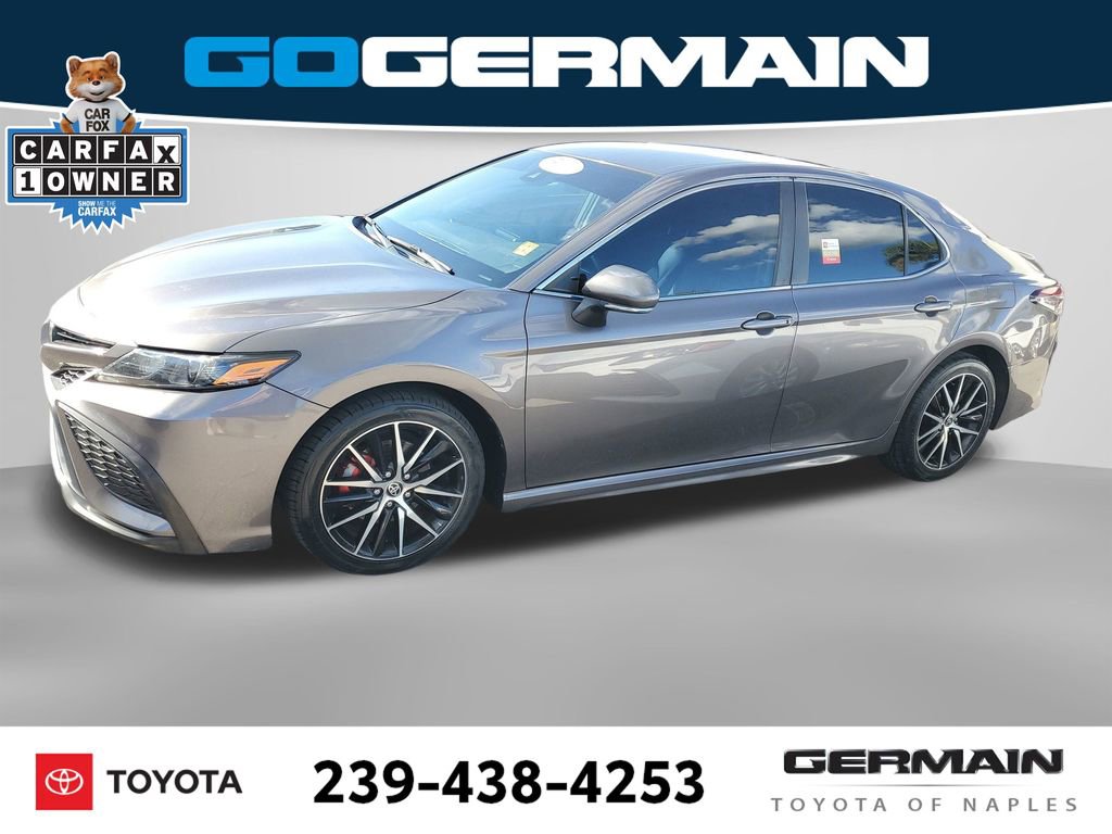 Used 2022 Toyota Camry SE image 11