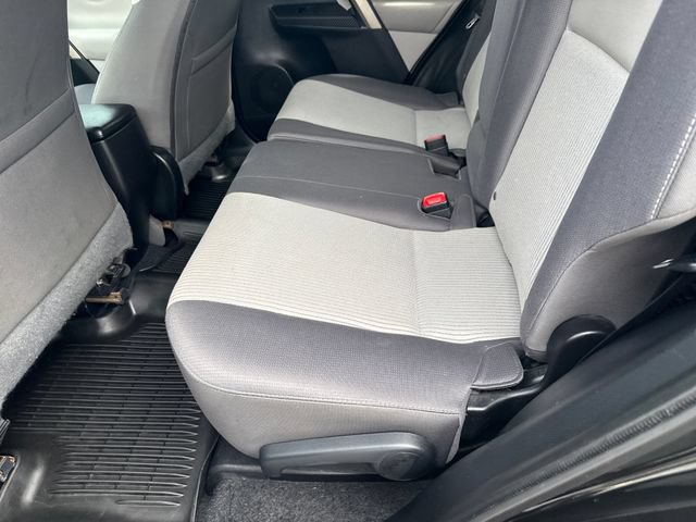 Used 2013 Toyota RAV4 XLE AWD/4WD image 18
