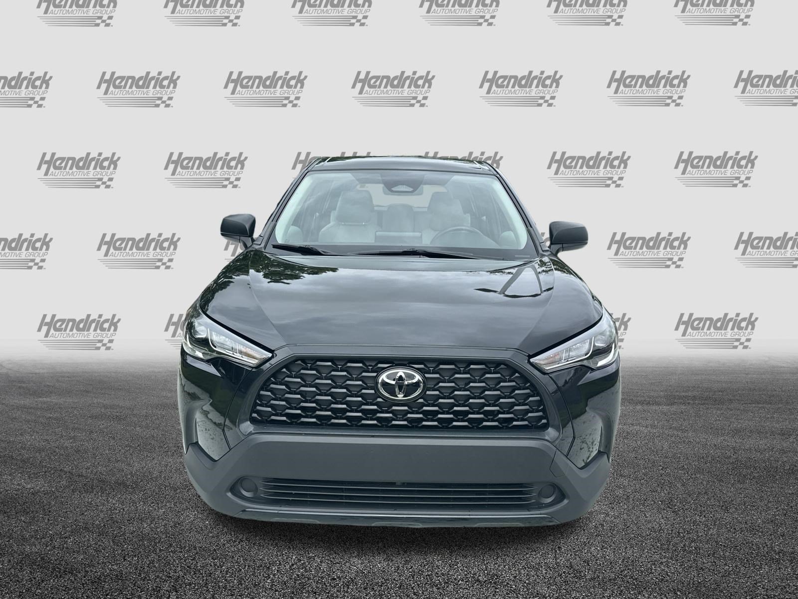 Certified 2025 Toyota Corolla Cross L FWD image 3