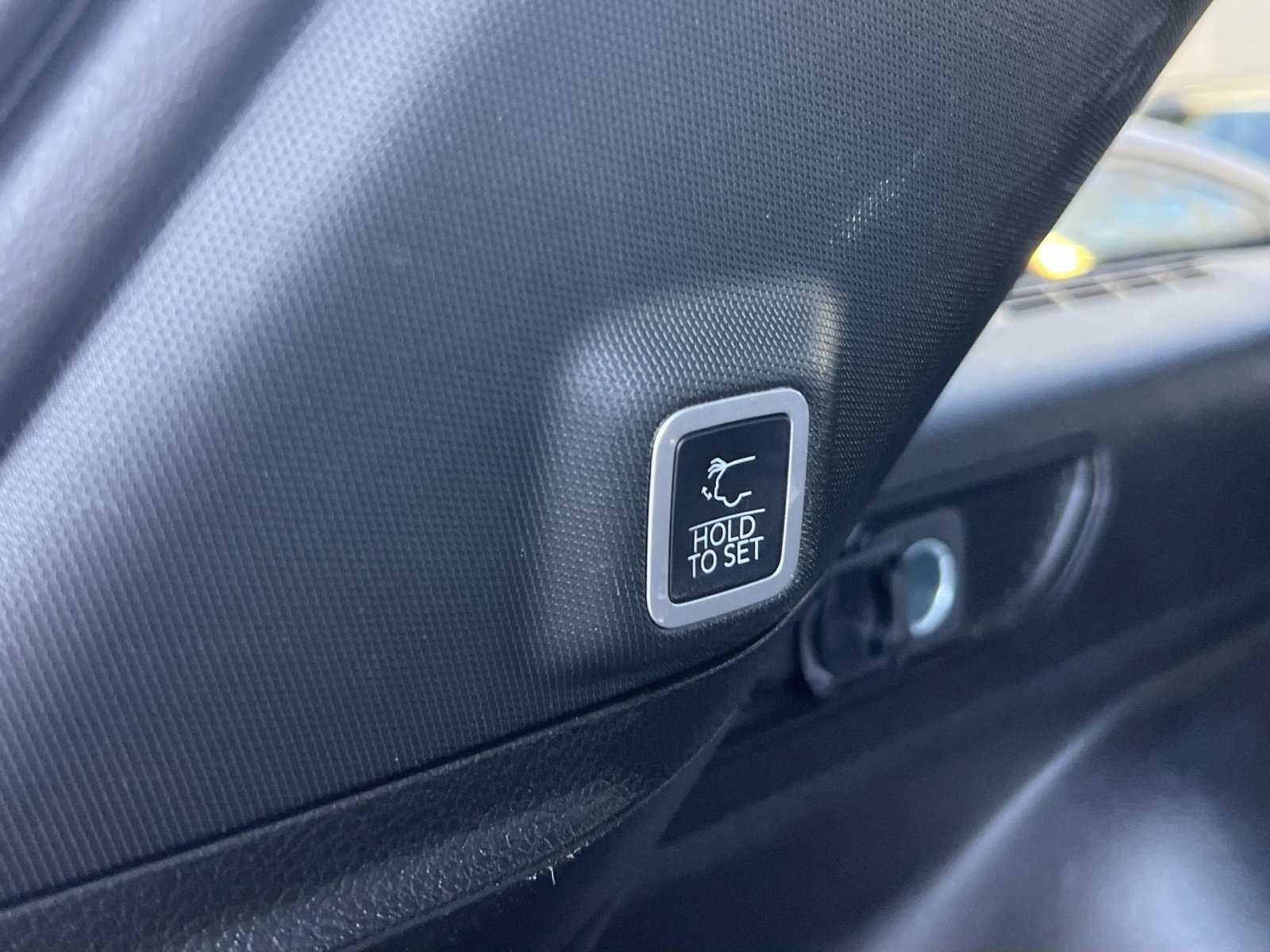 Used 2024 Jeep Grand Cherokee Altitude image 22