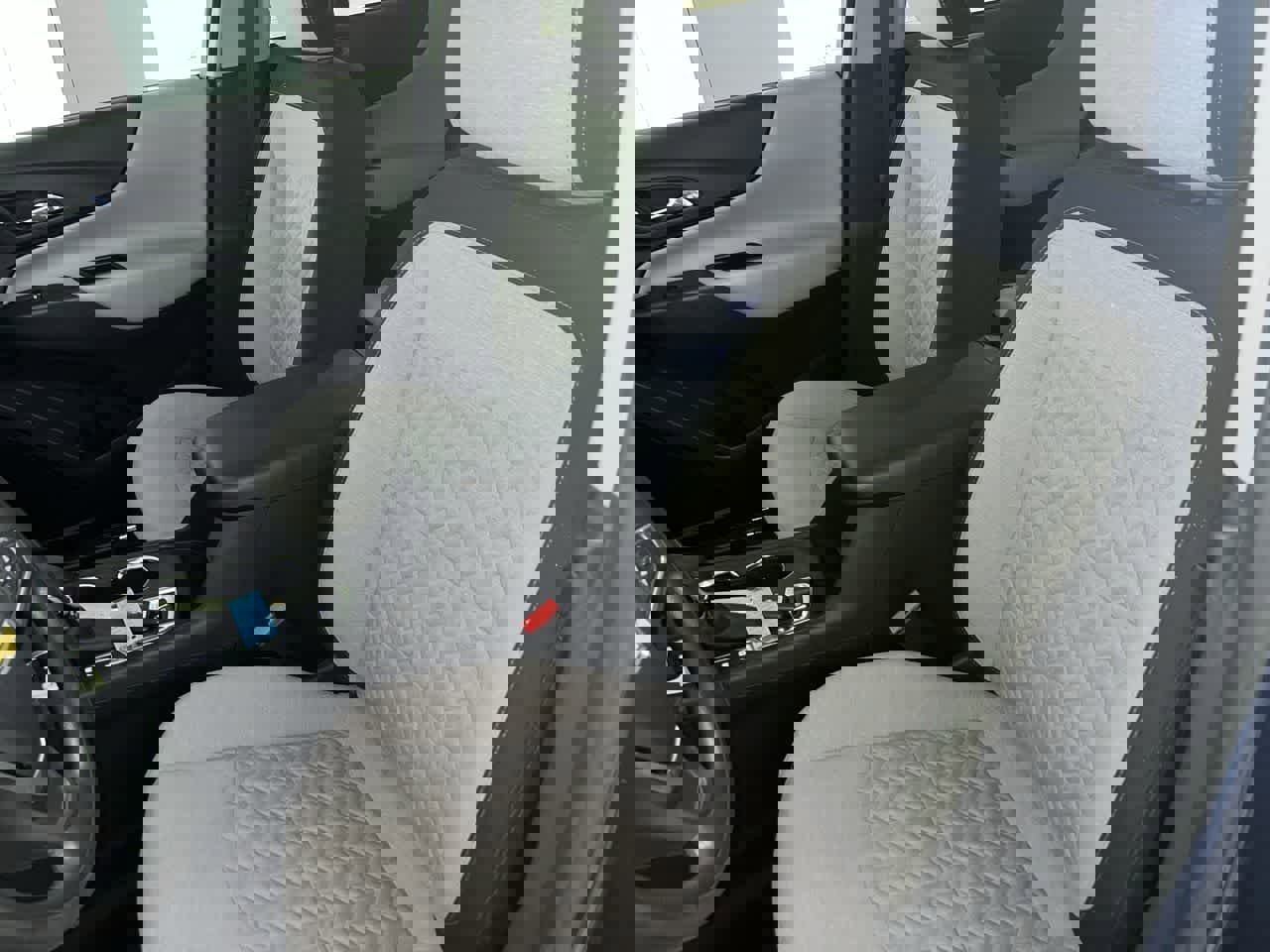 Used 2022 Chevrolet Equinox LS w/ LS Convenience Package image 13