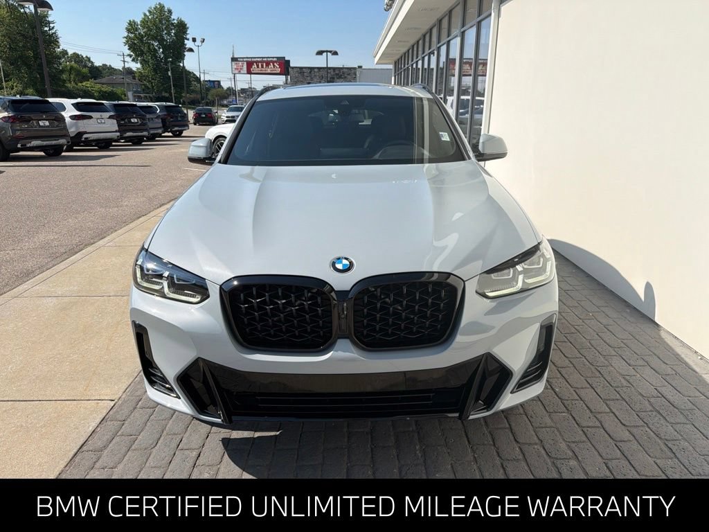 Used 2025 BMW X4 xDrive30i w/ M Sport Package AWD/4WD image 1