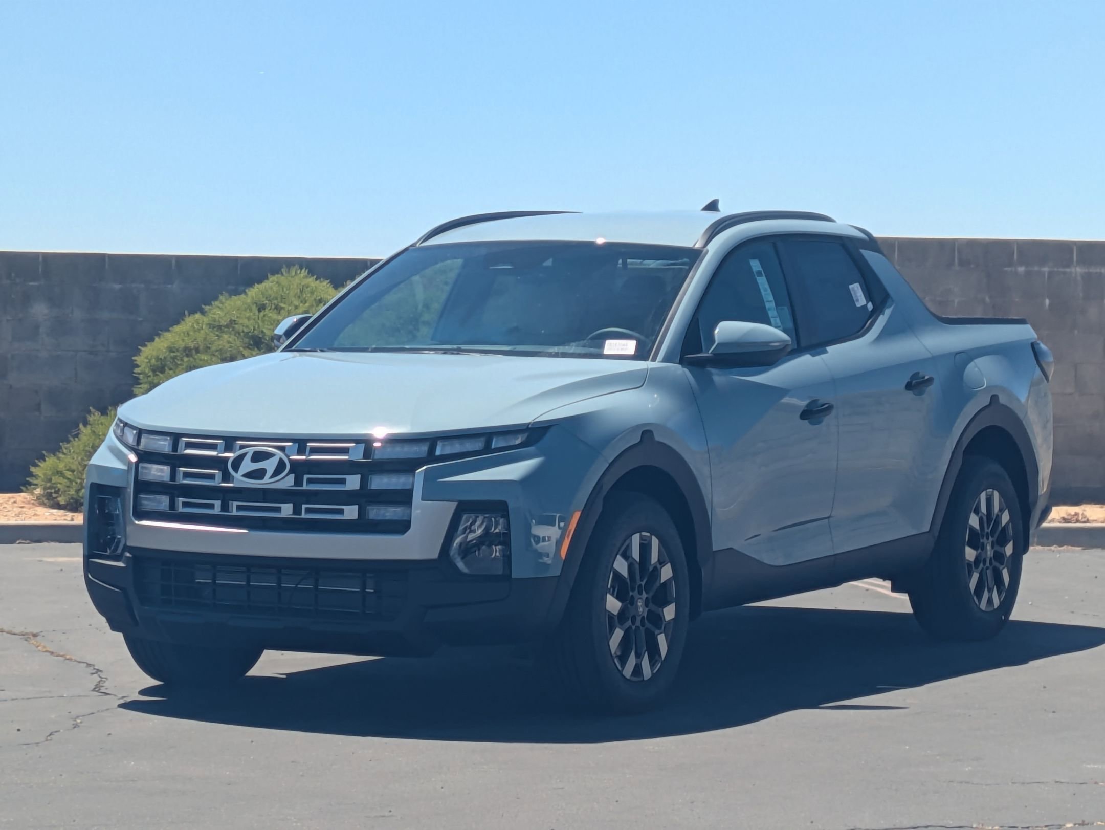 New 2025 Hyundai Santa Cruz SEL image 3