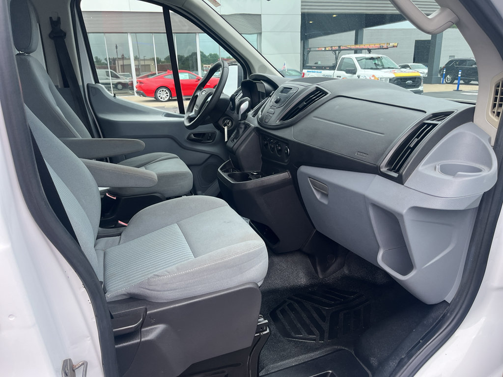 Used 2015 Ford Transit 250 130 Low Roof w/ Exterior Upgrade Package RWD image 24