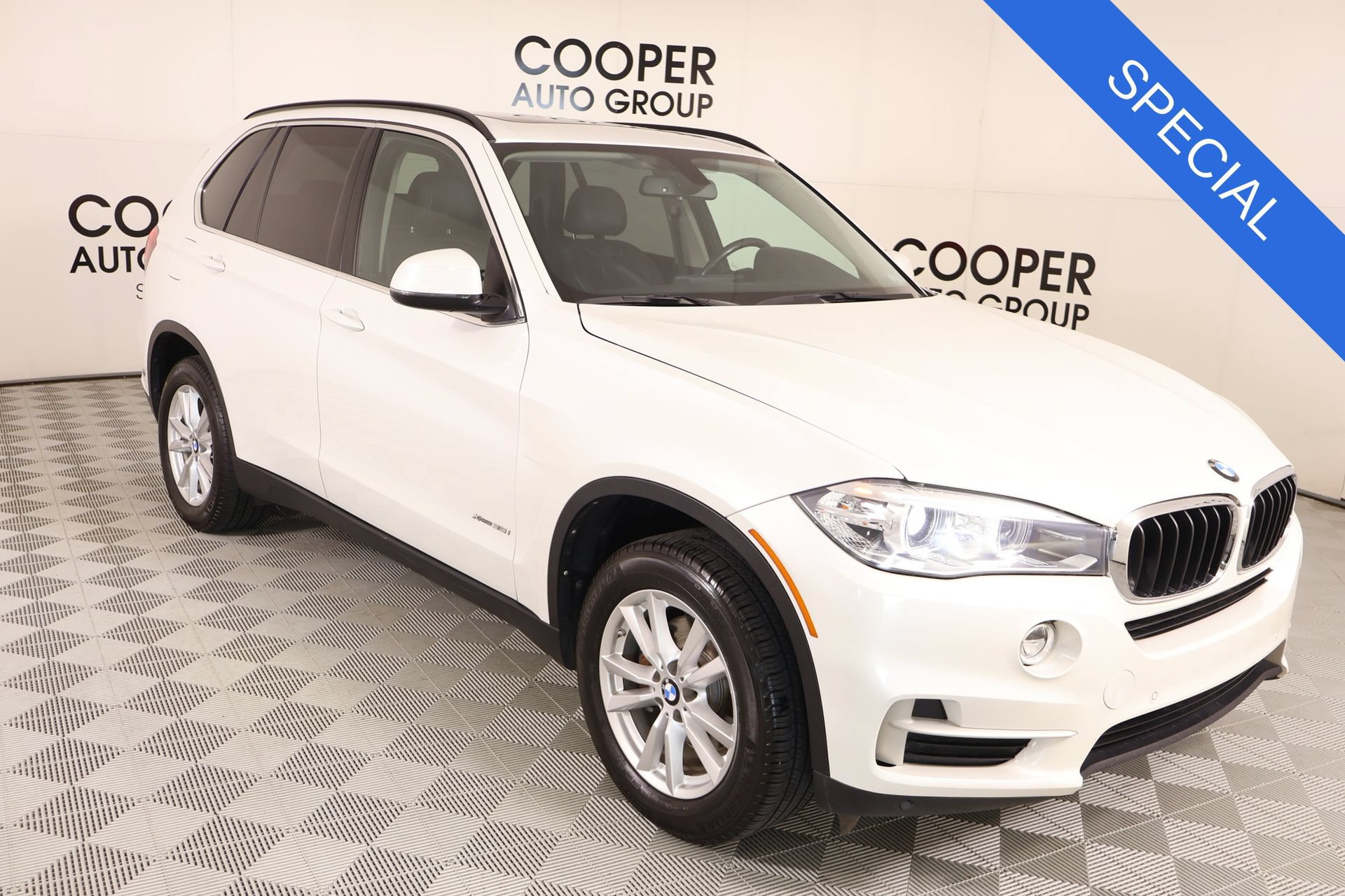 Used 2015 BMW X5 xDrive35i AWD/4WD video 1