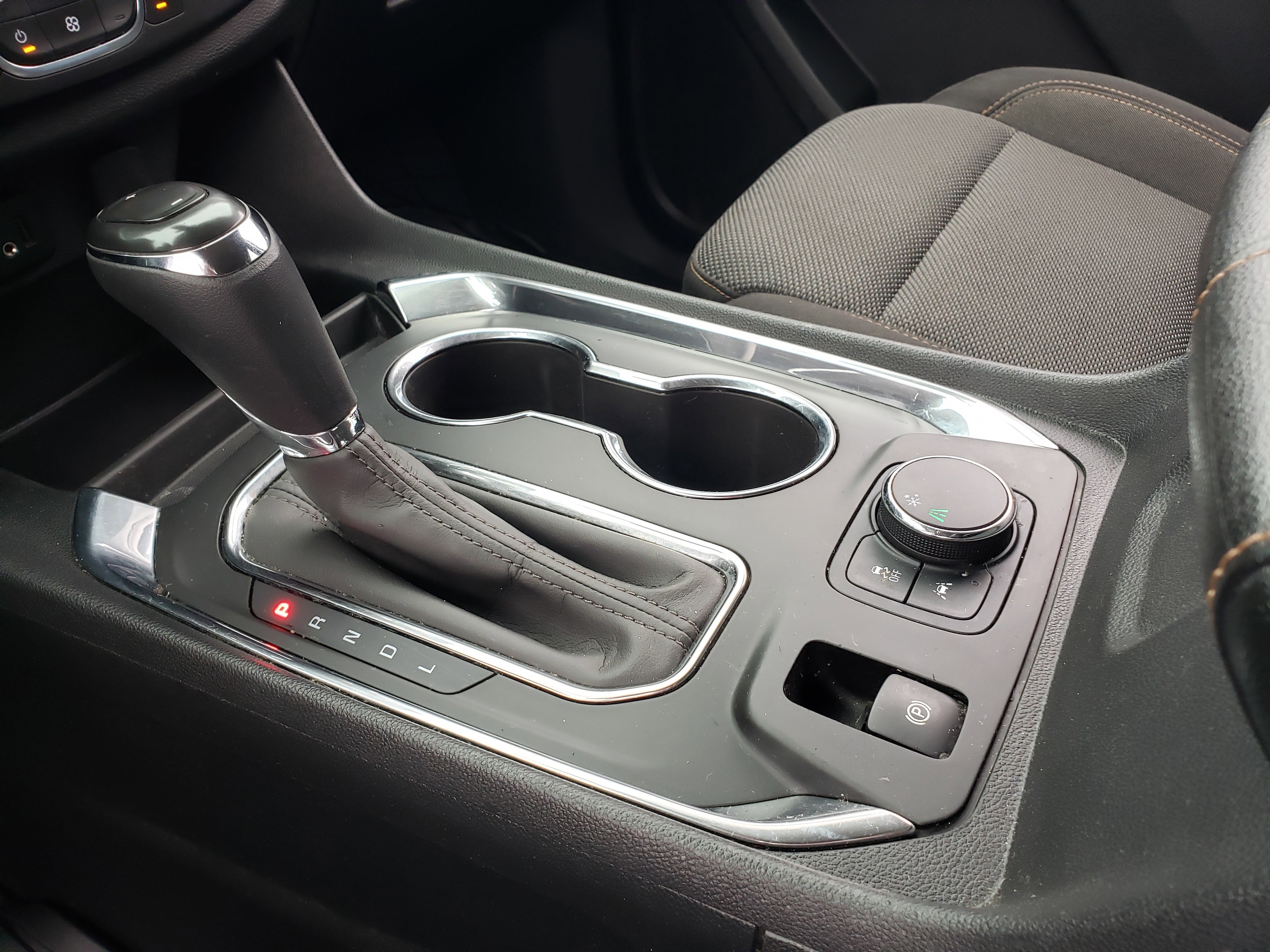 Used 2020 Chevrolet Traverse LS image 22