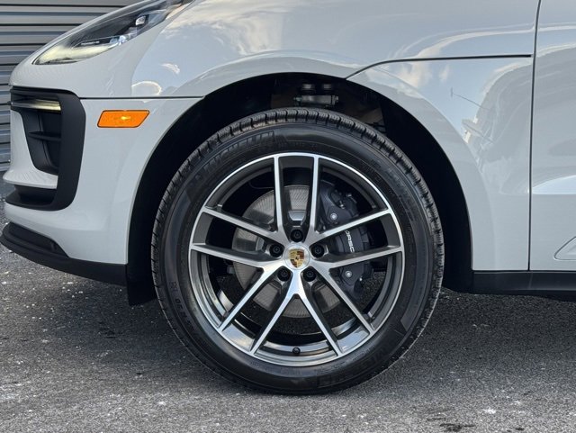 New 2026 Porsche Macan image 11