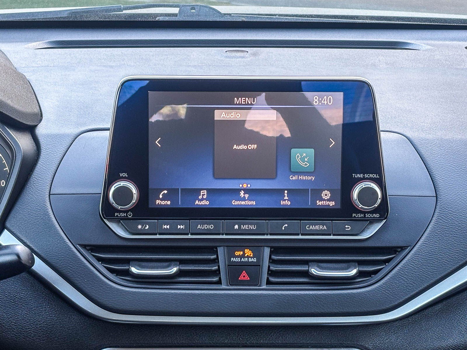 Used 2025 Nissan Altima 2.5 S FWD image 17