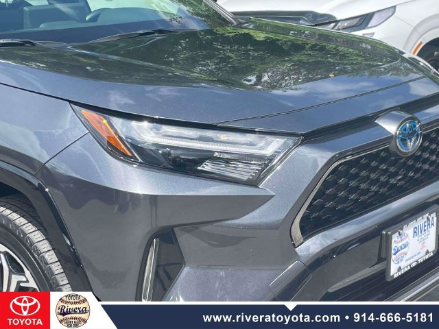 Used 2024 Toyota RAV4 XSE w/ Weather Package AWD/4WD image 11