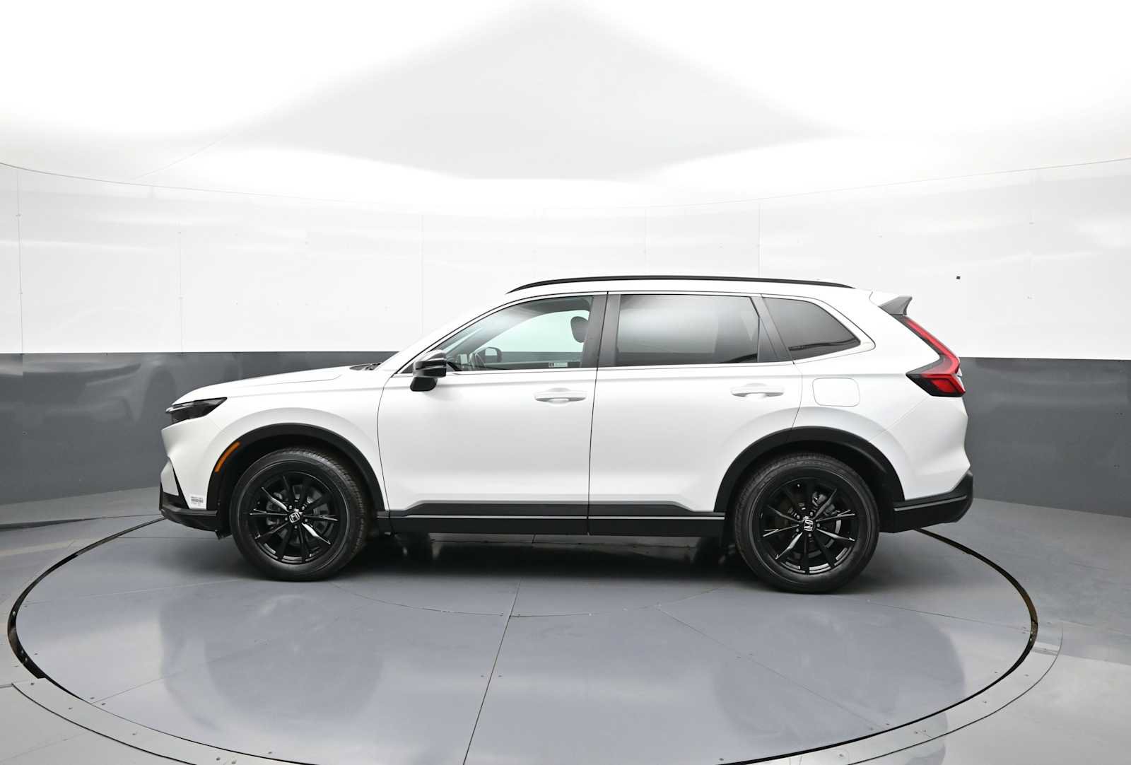 Certified 2024 Honda CR-V Sport-L image 9