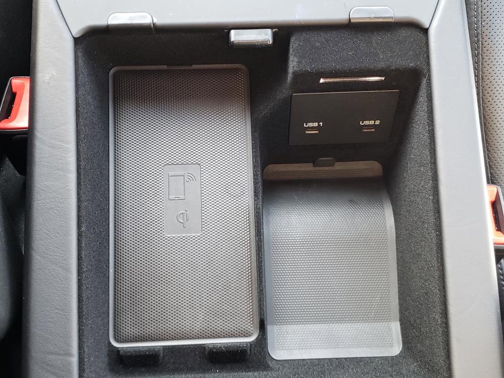 Used 2022 Porsche Cayenne GTS w/ Sport Chrono Package (8LH) image 27