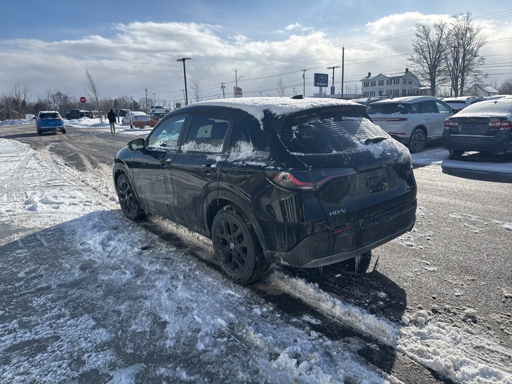 Used 2023 Honda HR-V Sport image 5