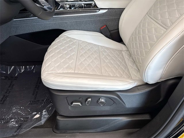 Used 2025 Cadillac Escalade V image 12