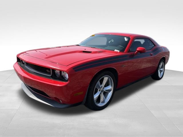 Used 2014 Dodge Challenger R/T RWD image 8