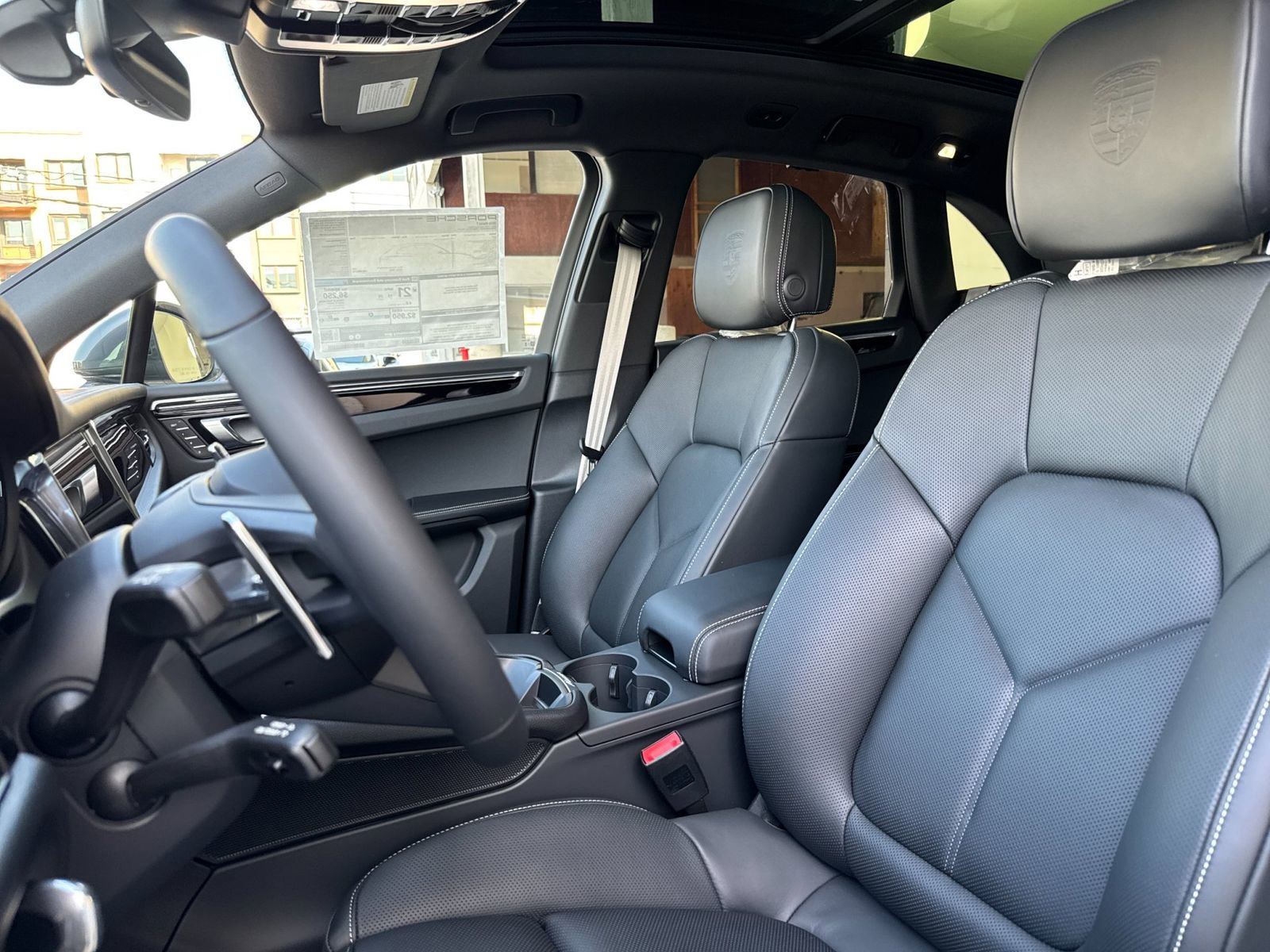 New 2026 Porsche Macan Turbo image 5