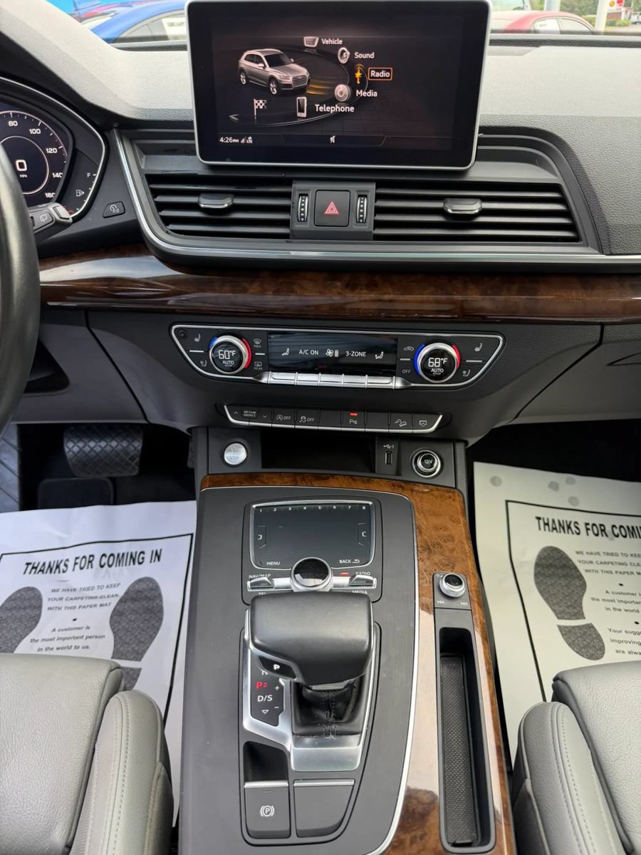 Used 2018 Audi Q5 2.0T Premium Plus w/ Premium Plus Package AWD/4WD image 14
