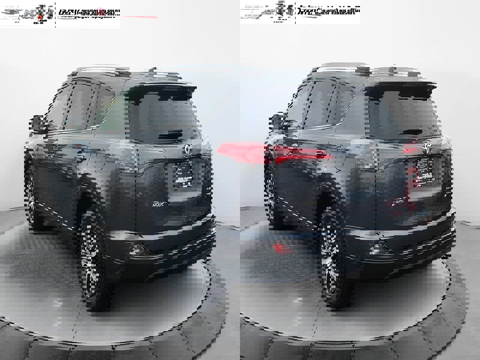 Used 2018 Toyota RAV4 LE image 4