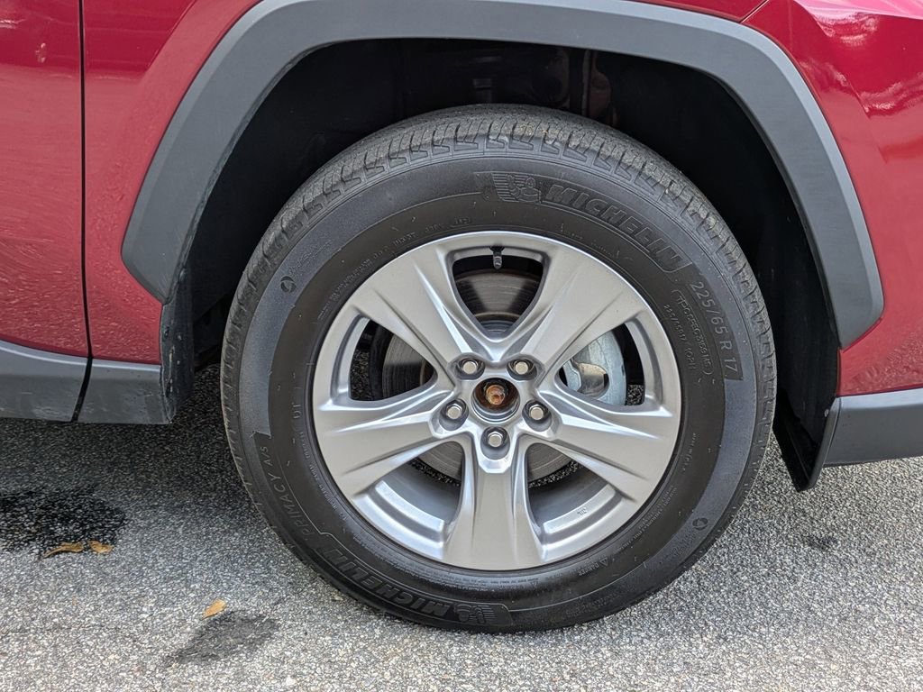 Used 2024 Toyota RAV4 XLE image 12