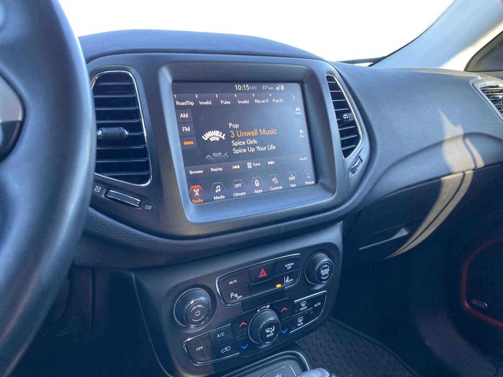 Certified 2018 Jeep Compass Trailhawk w/ Leather Interior Group image 23