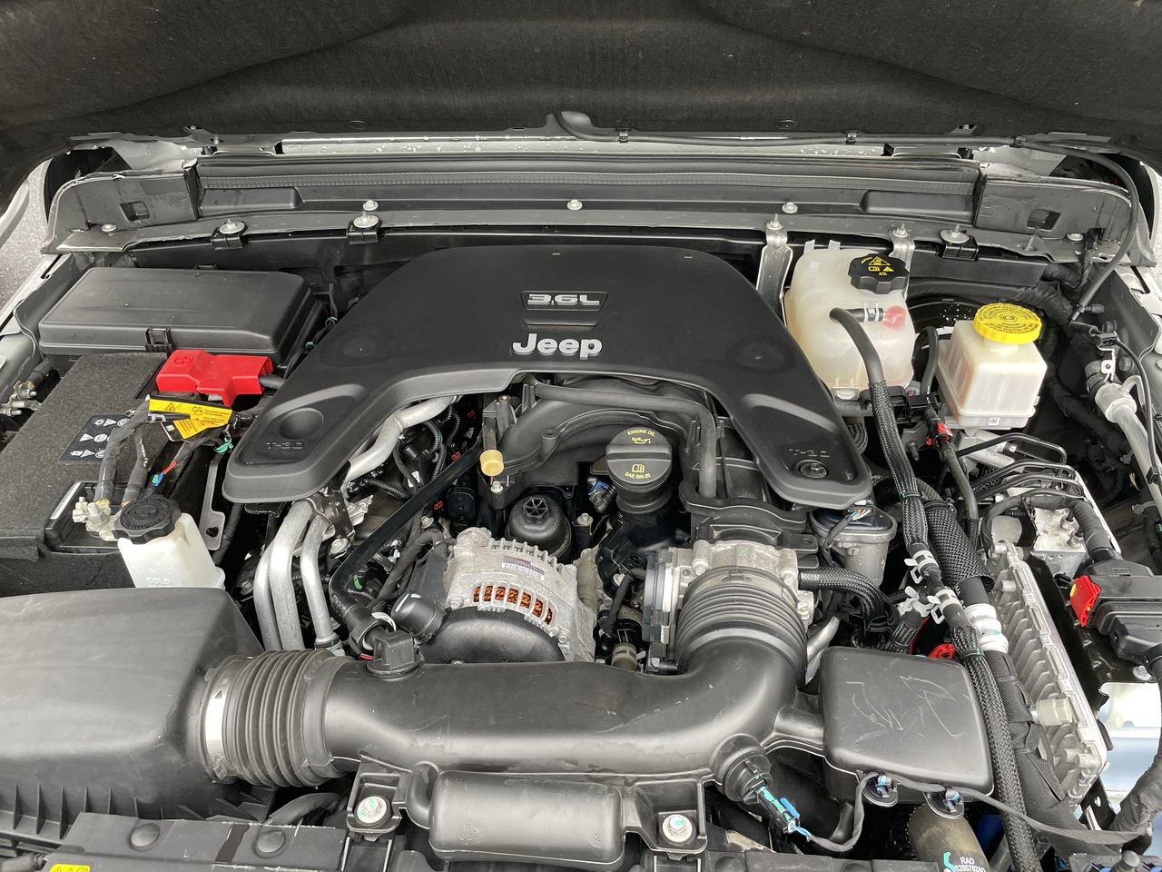 Used 2021 Jeep Gladiator Mojave AWD/4WD image 41