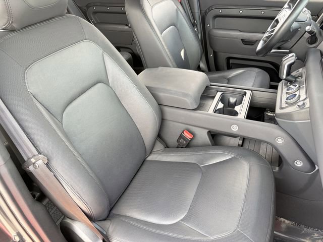 Used 2023 Land Rover Defender 110 X-Dynamic SE AWD/4WD image 20