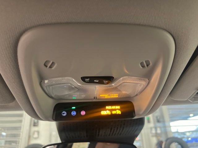New 2027 Chevrolet Bolt LT w/ Comfort Package FWD image 15